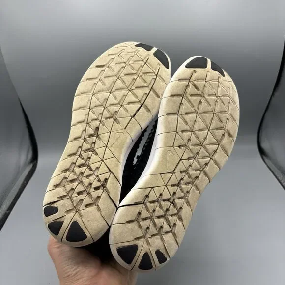 Nike Free Shoes RN Flyknit 831069-001 Men's Black White Running Size 8.5 - Picture 5 of 7